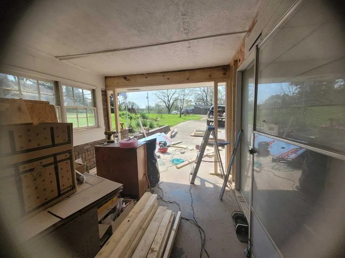 Air movers and dehumidifier for Water Mitigation Services in Kuna